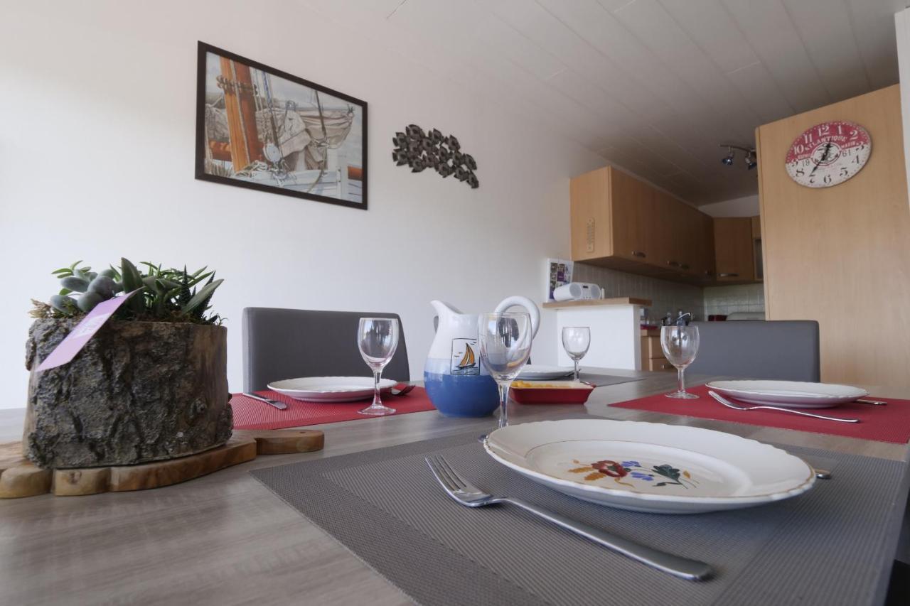 Un Appartement Sur La Marina De St-Gilles Сен-Жиль-Круа-де-Ви Экстерьер фото
