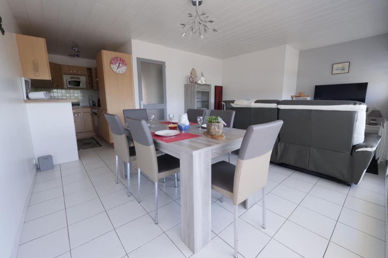 Un Appartement Sur La Marina De St-Gilles Сен-Жиль-Круа-де-Ви Экстерьер фото