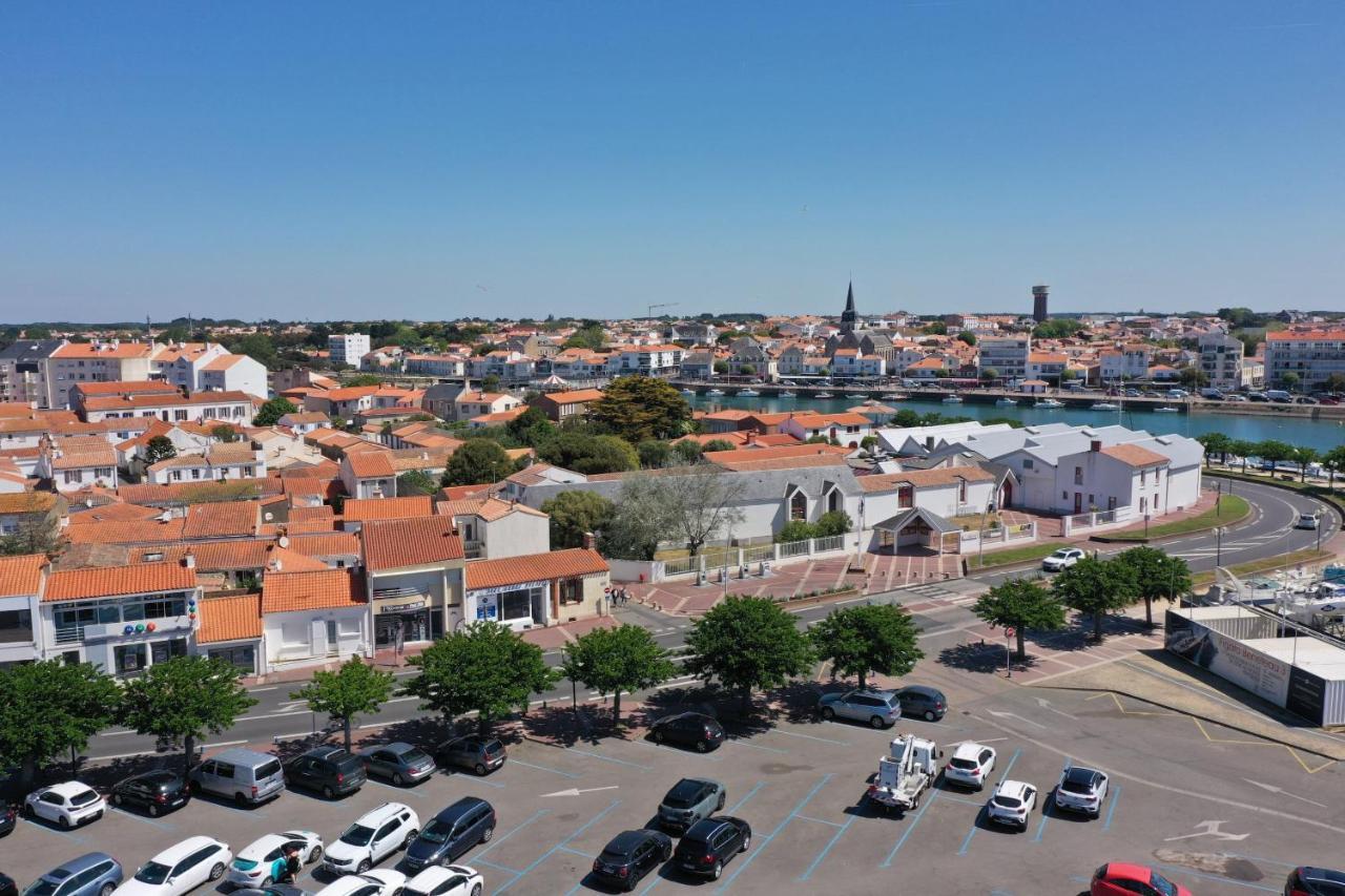 Un Appartement Sur La Marina De St-Gilles Сен-Жиль-Круа-де-Ви Экстерьер фото