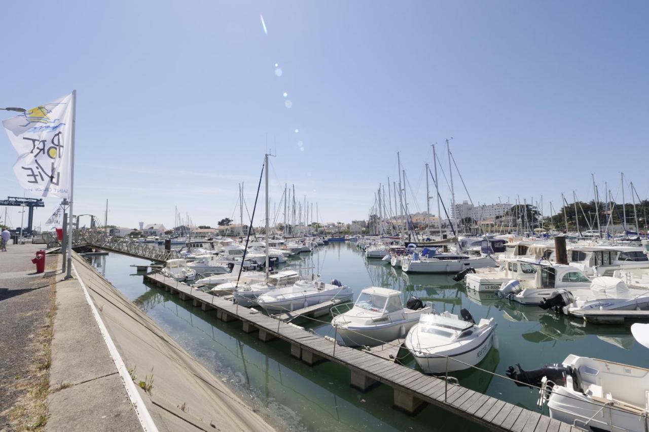 Un Appartement Sur La Marina De St-Gilles Сен-Жиль-Круа-де-Ви Экстерьер фото